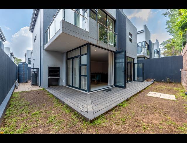 4 BEDROOM HOUSE FOR SALE IN BRYANSTON